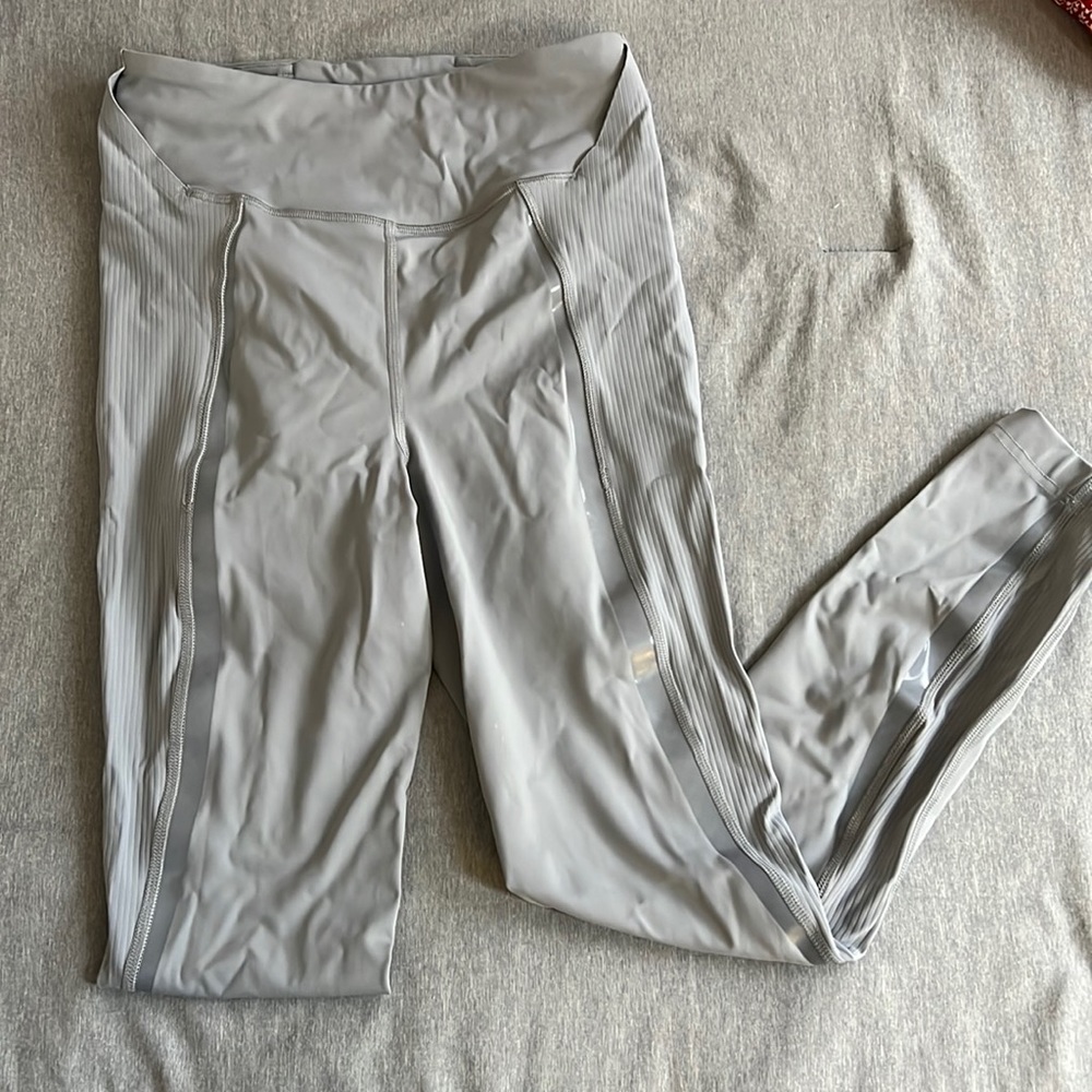 Grey Lululemon Leggings